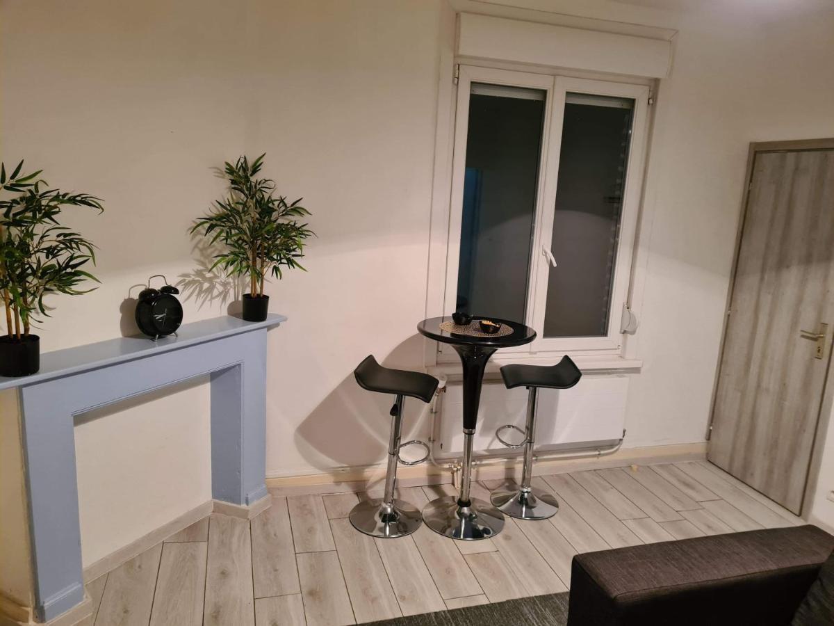 Appartement Tout Confort Kamerrijk Buitenkant foto